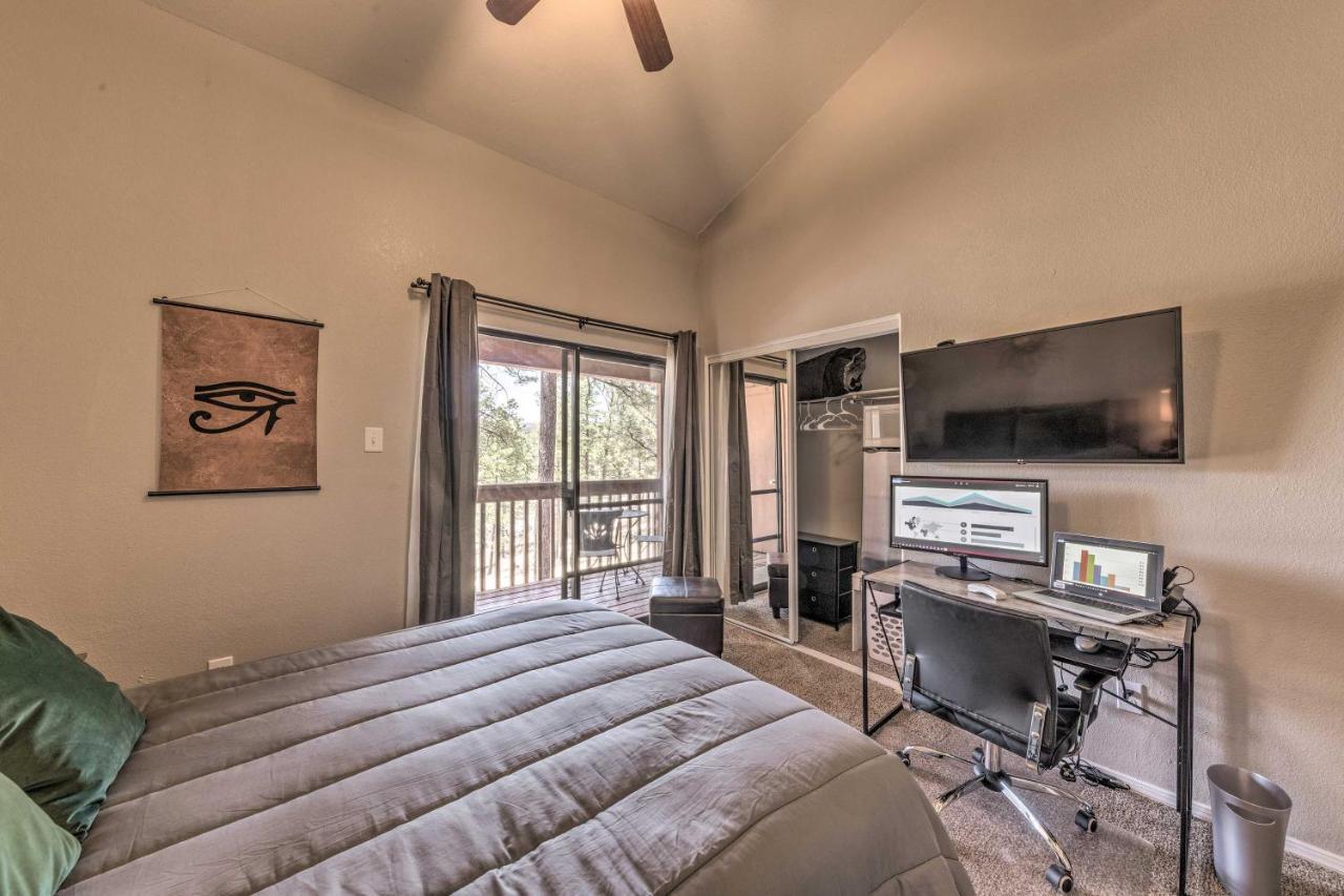 Forested Ruidoso Condo With Deck And Fireplace! Kültér fotó