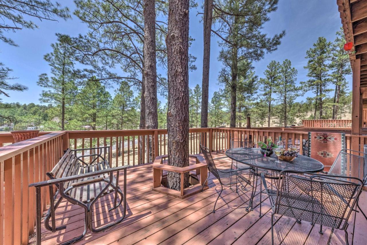 Forested Ruidoso Condo With Deck And Fireplace! Kültér fotó
