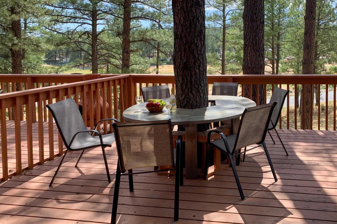 Forested Ruidoso Condo With Deck And Fireplace! Kültér fotó